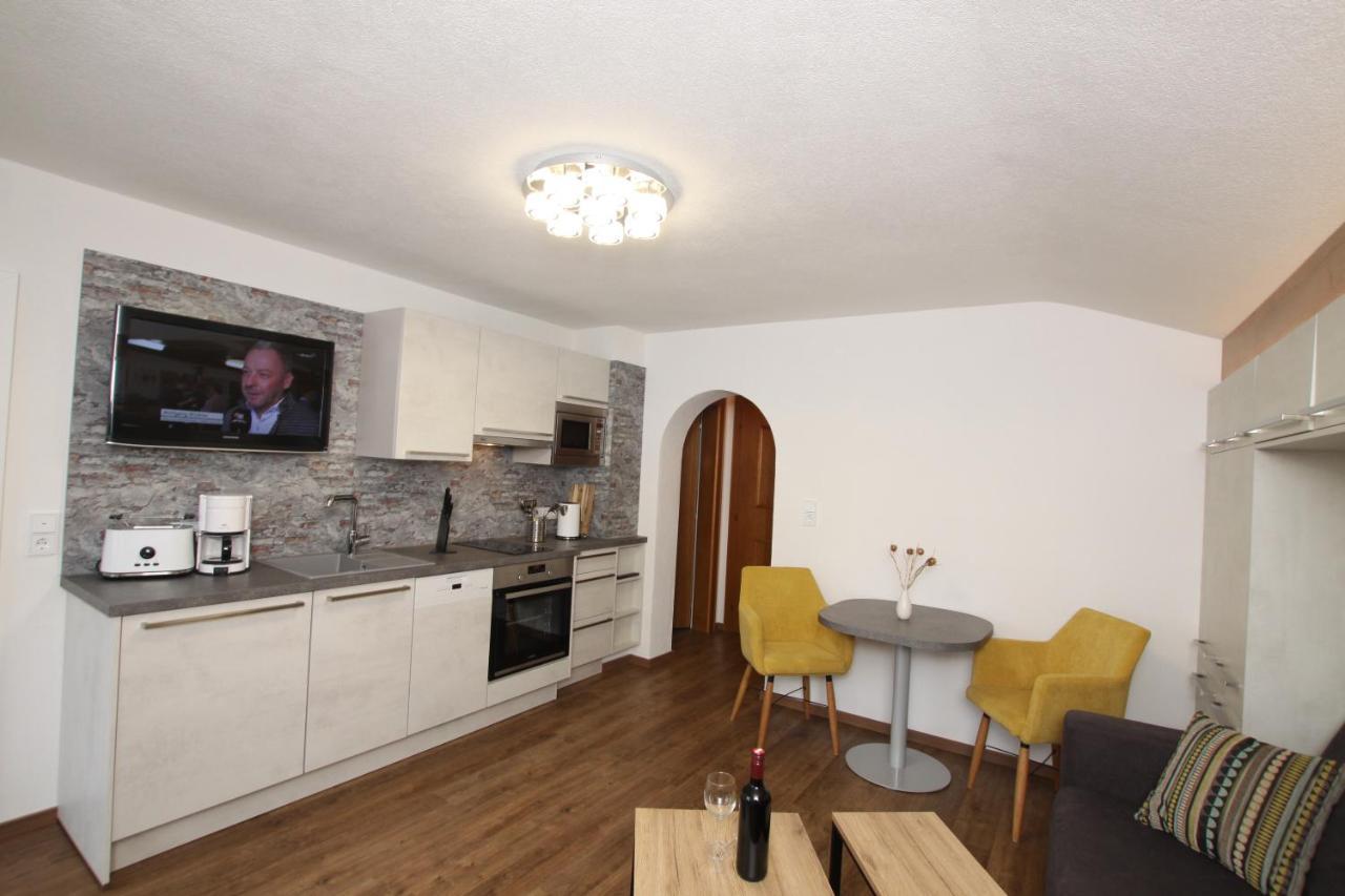Haus Schoene Aussicht Berwang Bagian luar foto